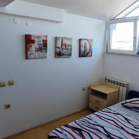 Apartment Sarah Center *